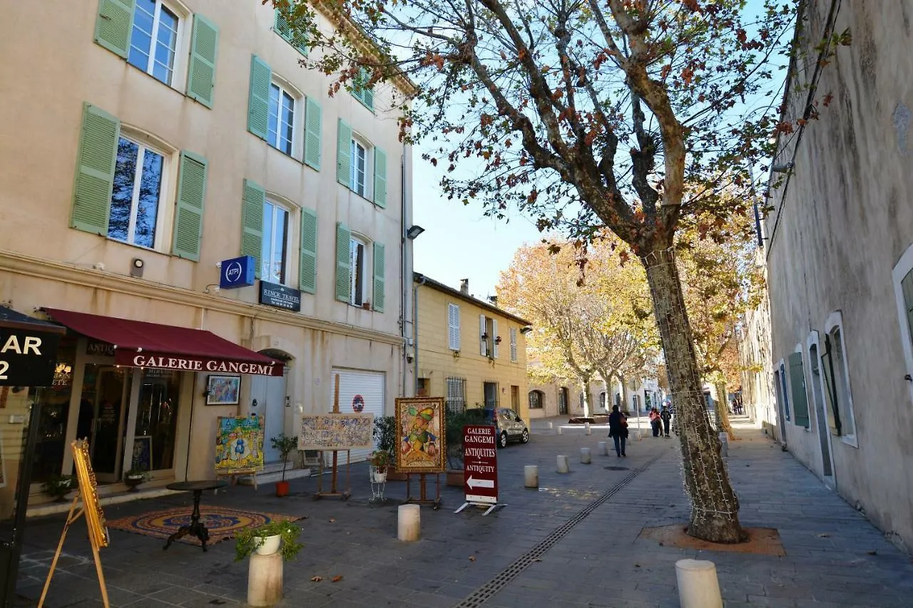 Hanna-Logis Antibes Apartment